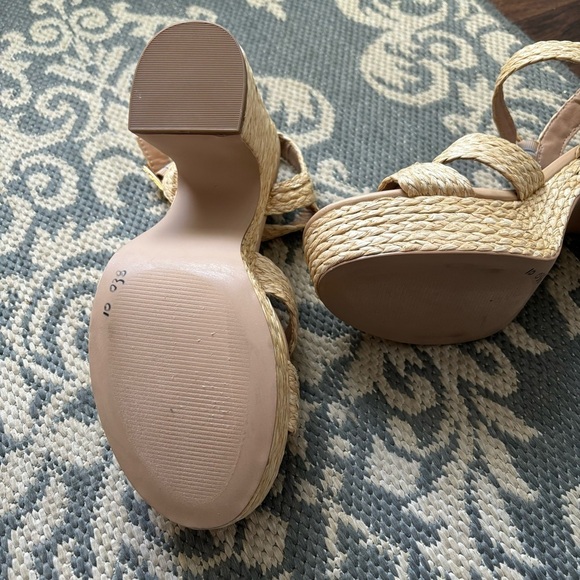NEW - Steve Madden Carisma Raffia Platform Sandals - Picture 9 of 9